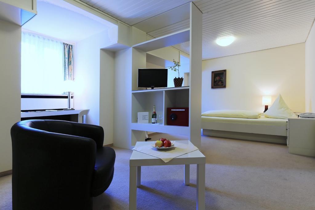 Hotel Hirschen Glottertal Luaran gambar