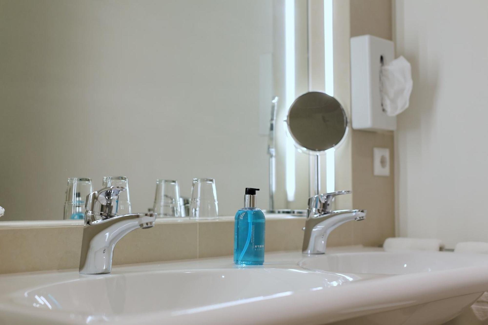 Hotel Hirschen Glottertal Luaran gambar