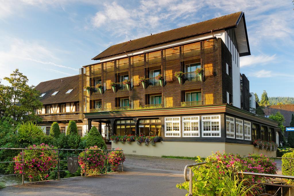 Hotel Hirschen Glottertal Luaran gambar