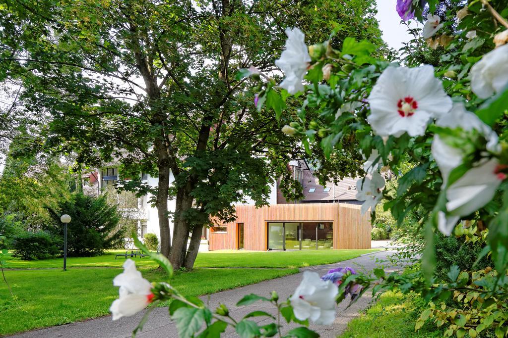 Hotel Hirschen Glottertal Luaran gambar