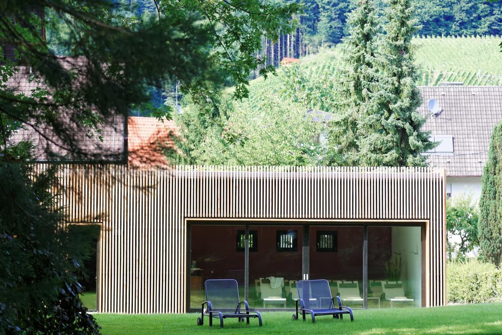 Hotel Hirschen Glottertal Luaran gambar